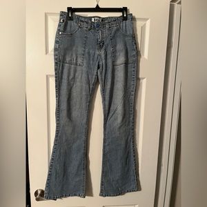 Plugg. Juniors. Jeans. Size 7.🐠